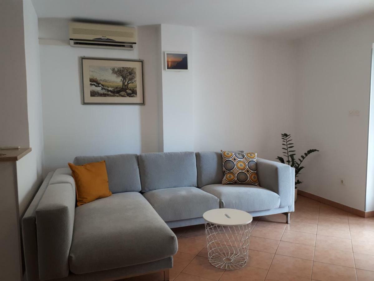 Apartment Lea Cres Eksteriør billede