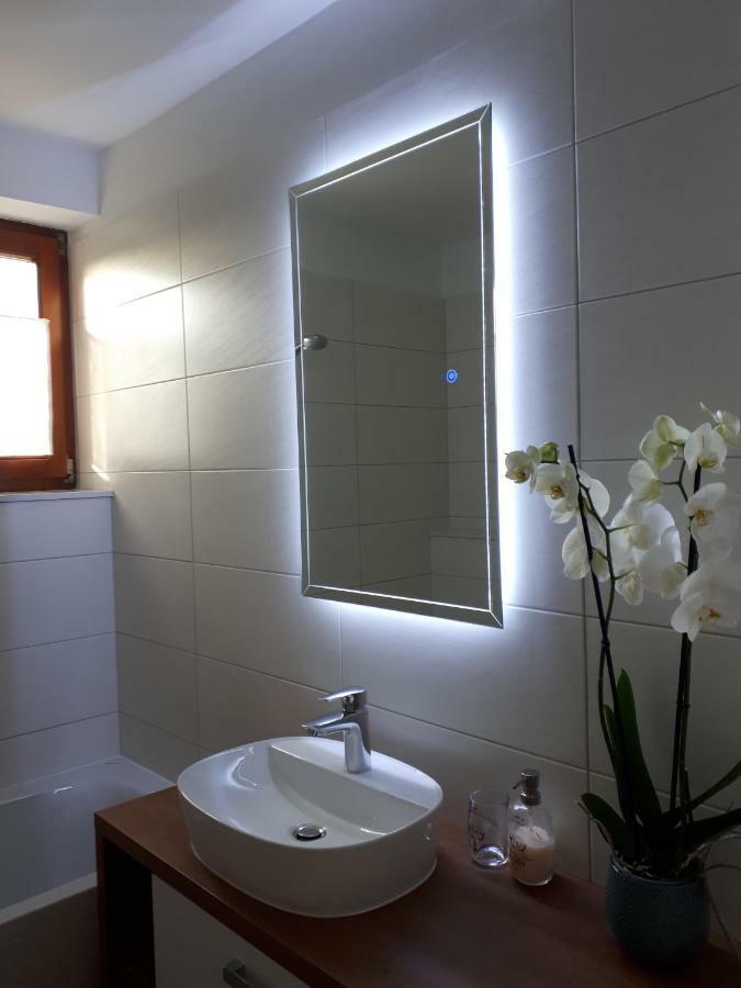 Apartment Lea Cres Eksteriør billede